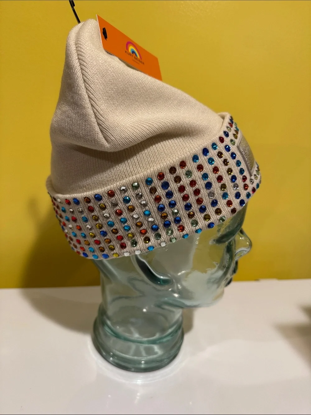 NWT Kurt Geiger hat.